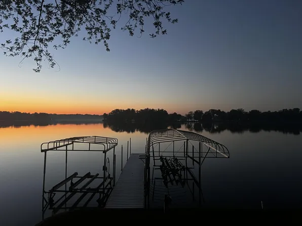 163 Eagle Point Rd #2, Fox Lake, IL 60020