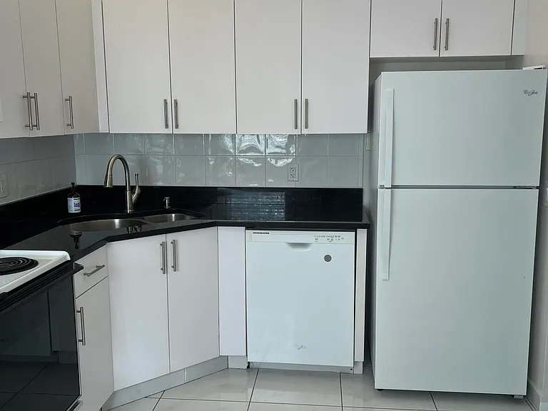 5275 Europa Dr #I — Photo 11