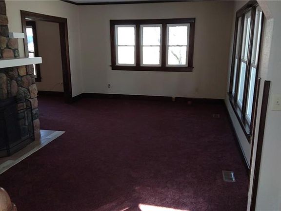 5th image of 20 Grand Ave