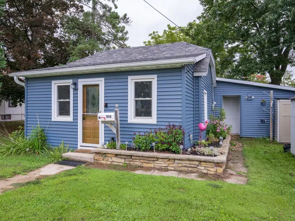 108 W River St, New Lisbon, WI 53950