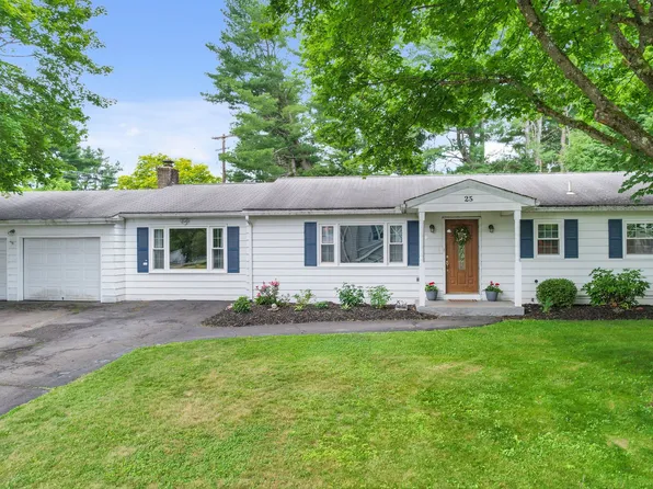 25 Clover Rd, Apalachin, NY 13732