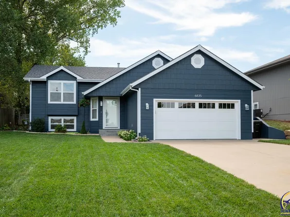 6835 SW 18th St, Topeka, KS 66615