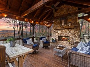 20 Broken Arrow Path, Blue Ridge, GA 30513