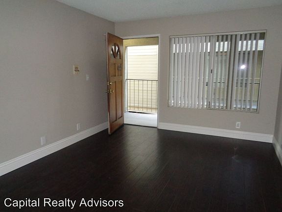 4th image of 250 E Nevada St APT 3