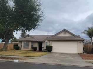 814 Wildwood Dr, Lemoore, CA 93245