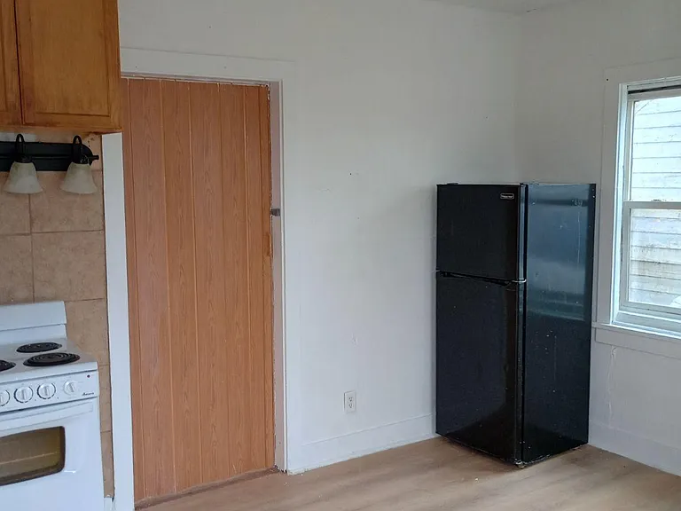 1305 N Townsend Rd #9 — Photo 5