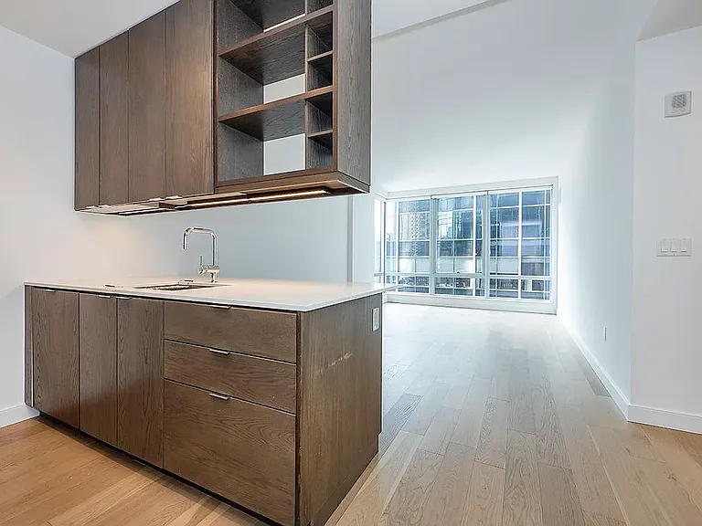 225 E 39th St #19E — Photo 10