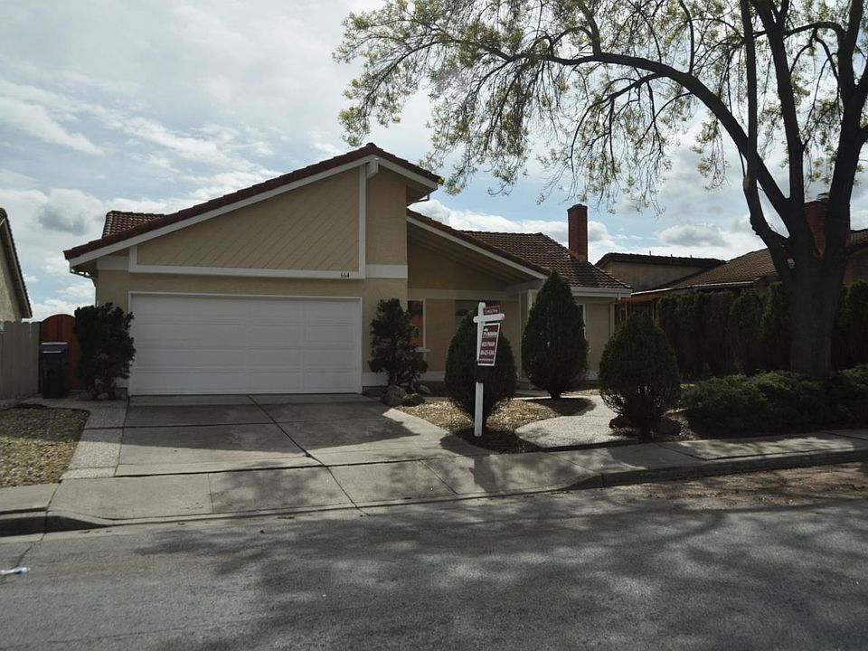 1st image of 664 Giraudo Dr