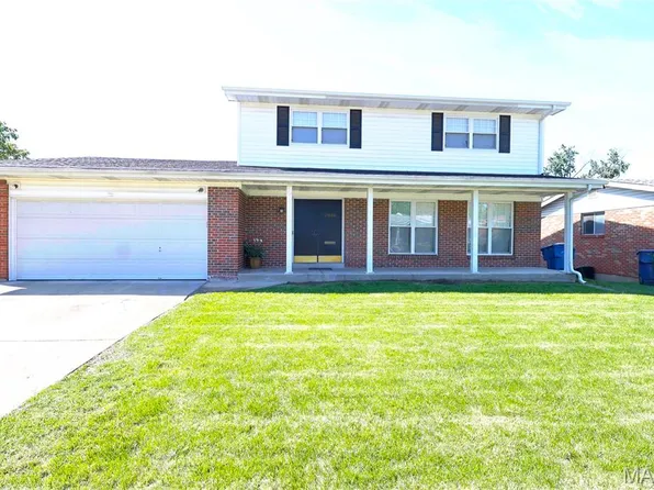 2660 Delaware Dr, Florissant, MO 63033