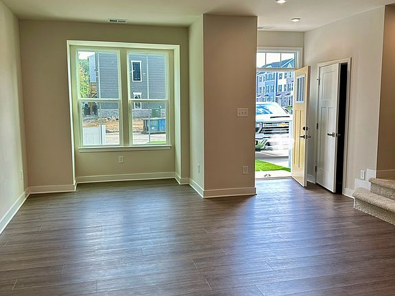 Entrance, Living room, with half bathroom "powder room"