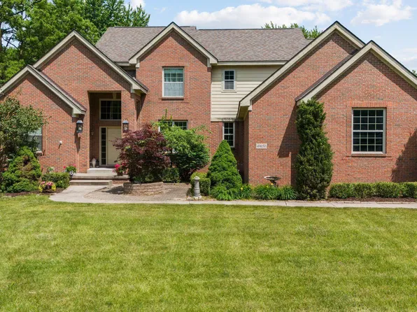 49650 W Nine Mile Rd, Novi, MI 48374