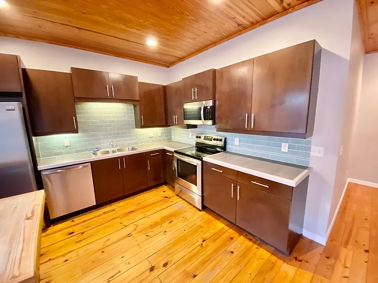 123 E Muriel St — Photo 7