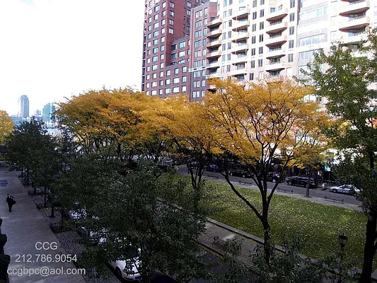 Sold by CCG Real Estate Brokerage | media 14