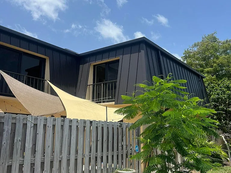 2318 Waterside Dr — Photo 3