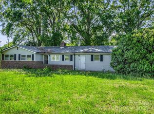 1314 Ellenboro Henrietta Rd, Ellenboro, NC 28040