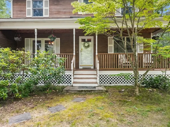 11 Marlboro Rd, Georgetown, MA 01833