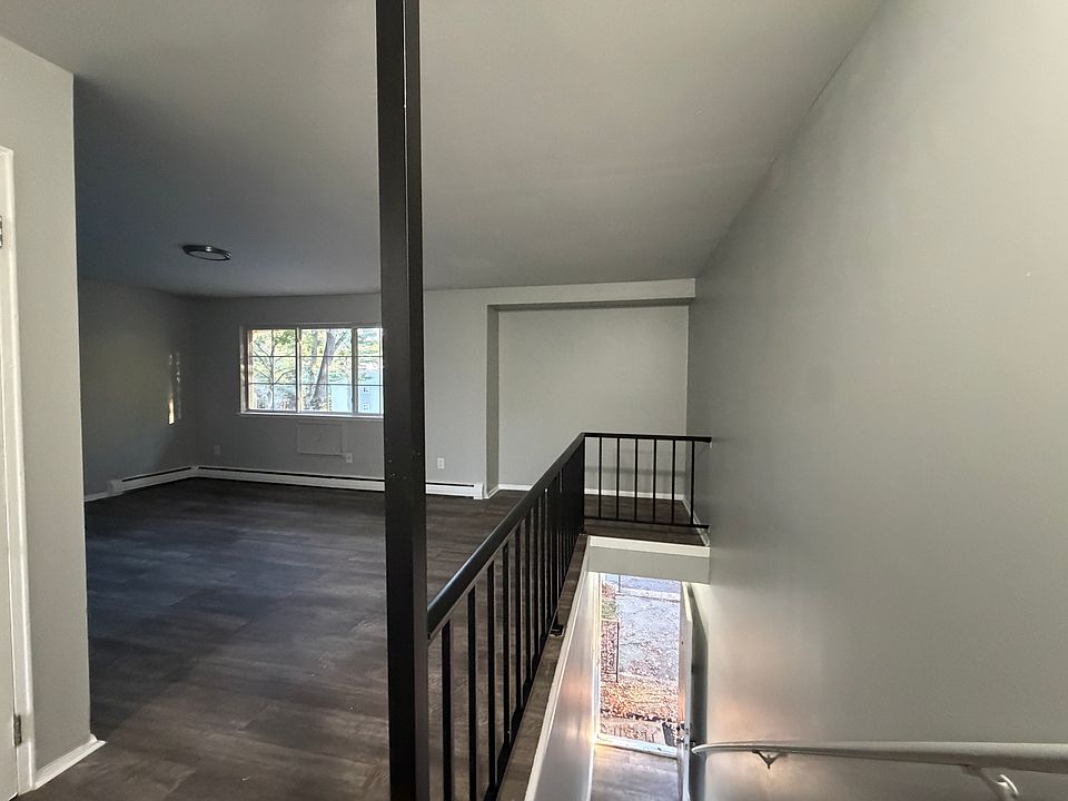 1st image of 258 Eastern Ave #1X