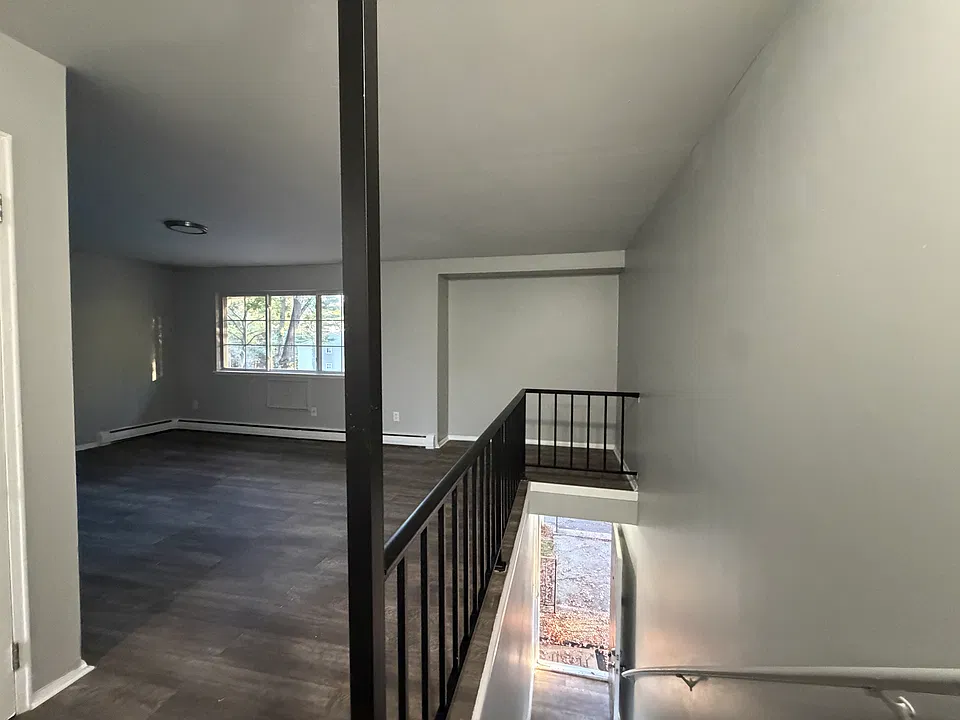 258 Eastern Ave #1X