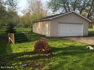431 W Parsons Ave, Watervliet, MI 49098