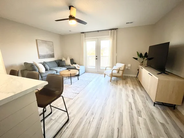 602 Marsha Ct APT 17, Kokomo, IN 46902