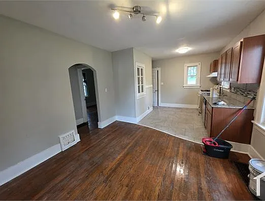 719 Tiffin Ave — Photo 7