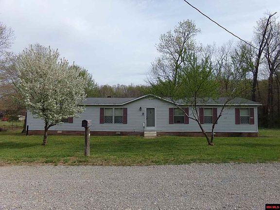 2nd image of 174 N Brook Pl