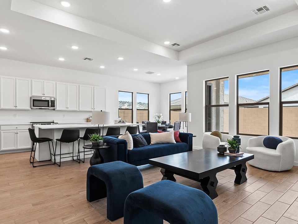 1st image of 490 E Aurora Drive