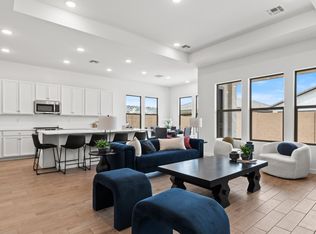 490 E Aurora Dr, San Tan Valley, AZ 85140