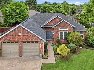 1787 N Colony Way, Fayetteville, AR 72704