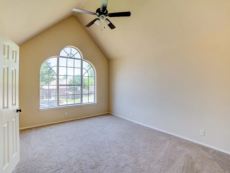 10119 S College Pl — Photo 28