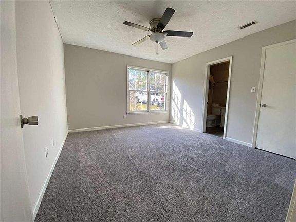 5th image of 336 Paula Ct