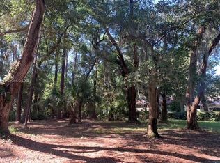 24 Governors Ln, Hilton Head Island, SC 29928