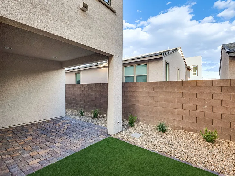 668 Pyrite Will St — Photo 39