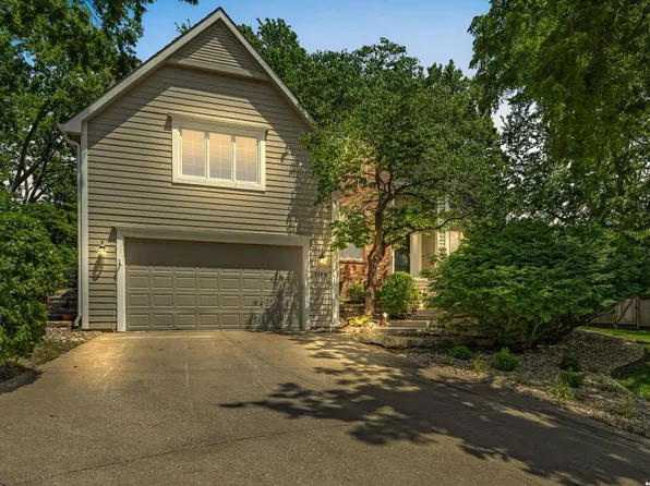 1128 Dubs Ct, Lawrence, KS 66049