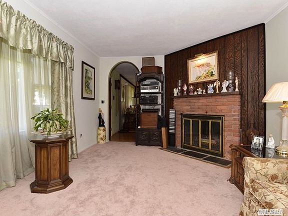 2nd image of 291 Idle Hour Blvd