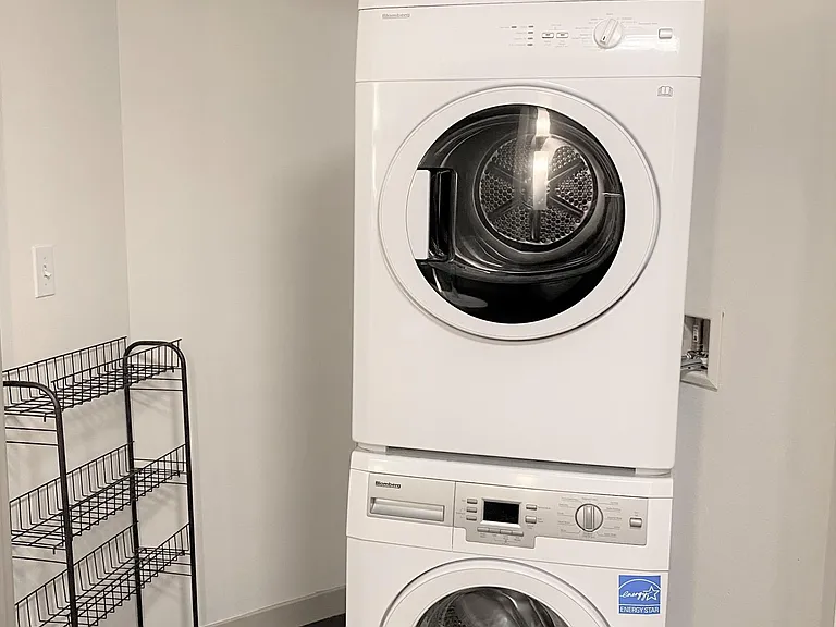 Washer/Dryer Closet