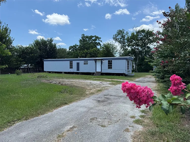 6226 County Road 48 Rd — Photo 1
