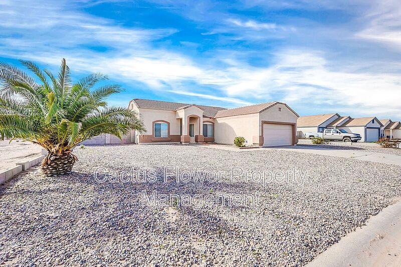 1st image of 11679 W Madero Dr