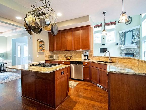 5th image of 5190 Maplewood Farm Dr