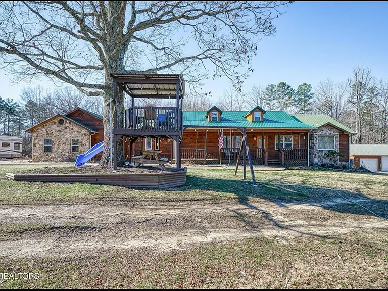 1200 Pearl Hinds Rd — Photo 23