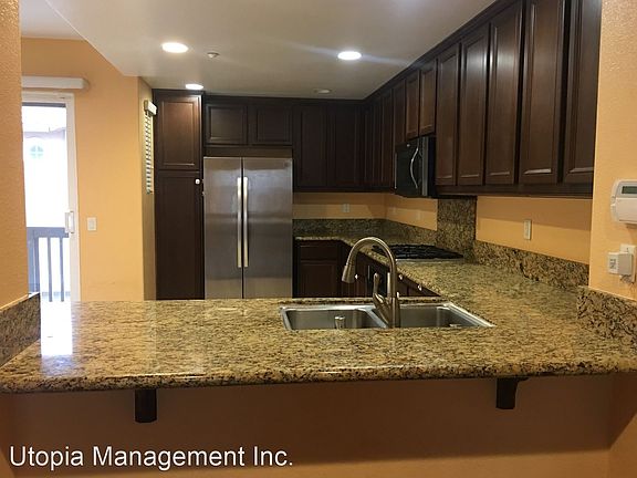 3rd image of 10540 Calle Cressa Unit 3