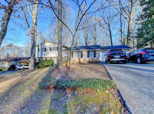 5038 Bedell Rd NE, Roswell, GA 30075