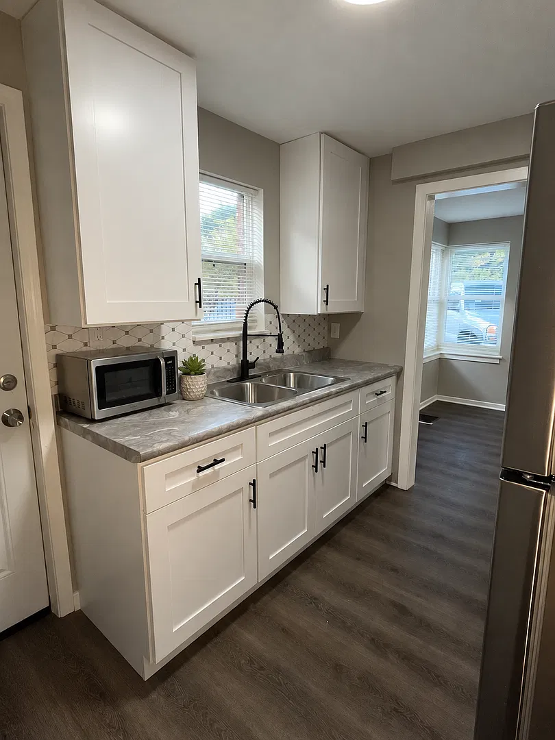 Independence Townhomes — Photo 3