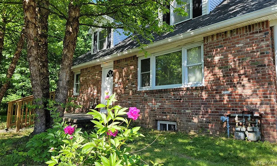 430 Piermont Ave #1