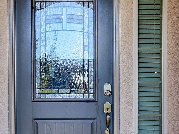 5th image of 2214 N Fairway Court