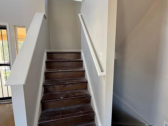 5th image of 4693 Durham Court