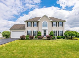 5526 Kris Xing, Farmington, NY 14425