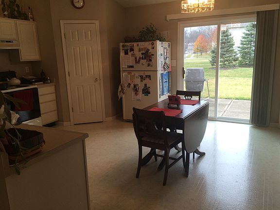 3rd image of 2273 Raymond Park Dr