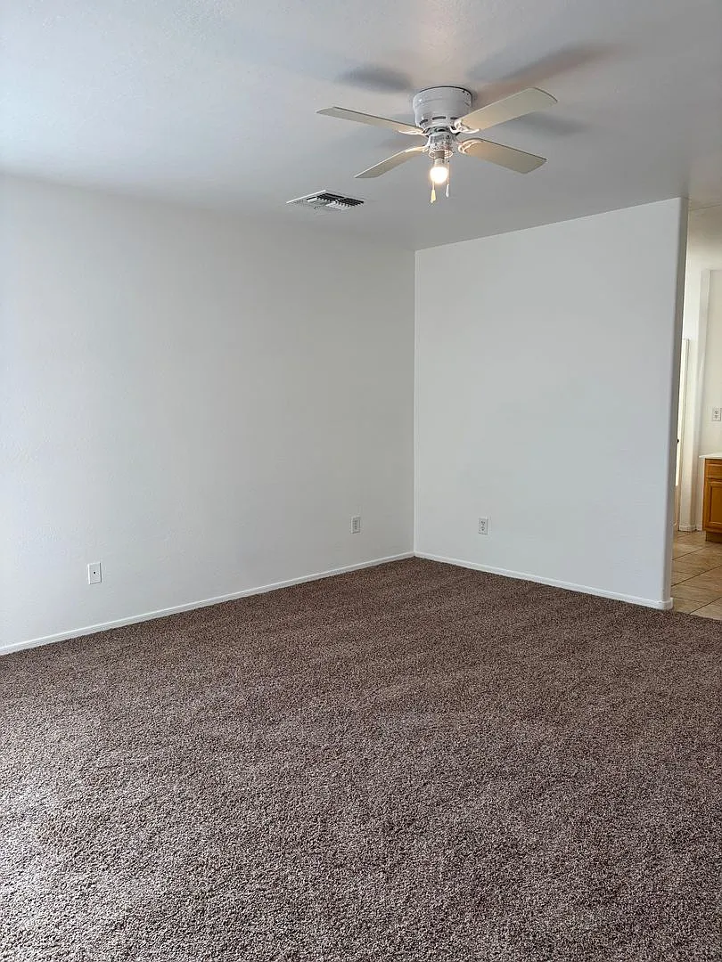 3 Bed Home In Tortosa In Maricopa!! — Photo 2