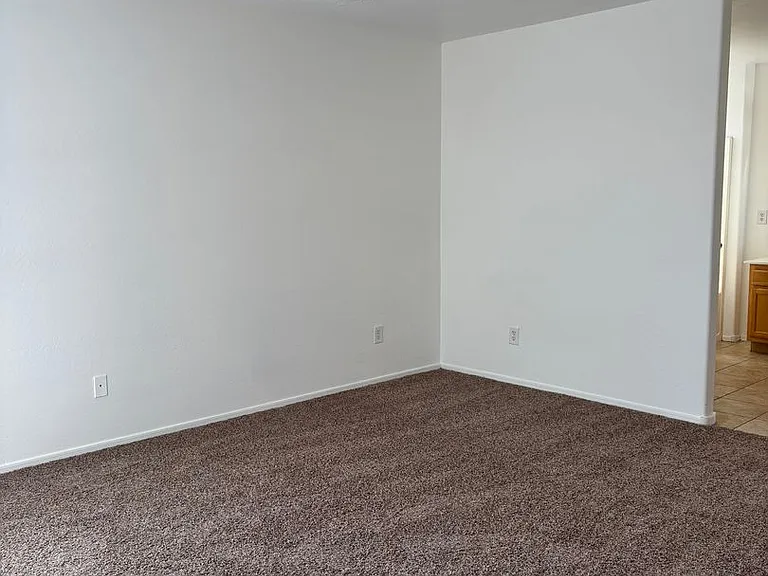 36509 W Padilla St — Photo 2